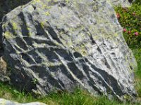 Pyrenees 375 : Pierre rainures